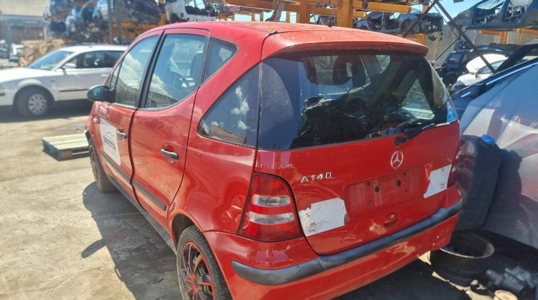 Aripa dreapta spate Mercedes A-Class W168 2001 hatchback 1..4 benzina 166.940