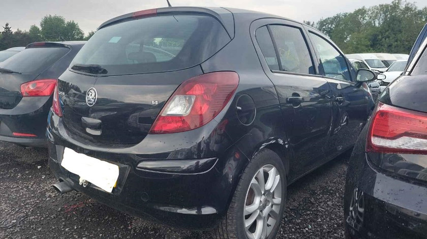 Aripa dreapta spate Opel Corsa D 2009 HATCHBACK 1.4 i Z14XEP