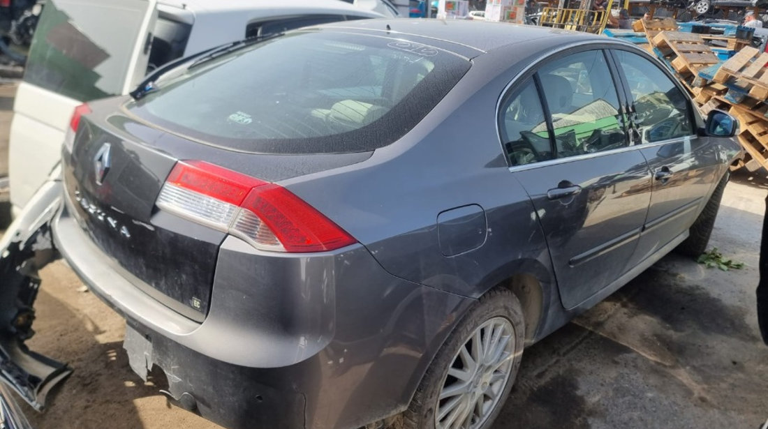 Aripa dreapta spate Renault Laguna 3 2007 berlina 1.5 dci K9K780