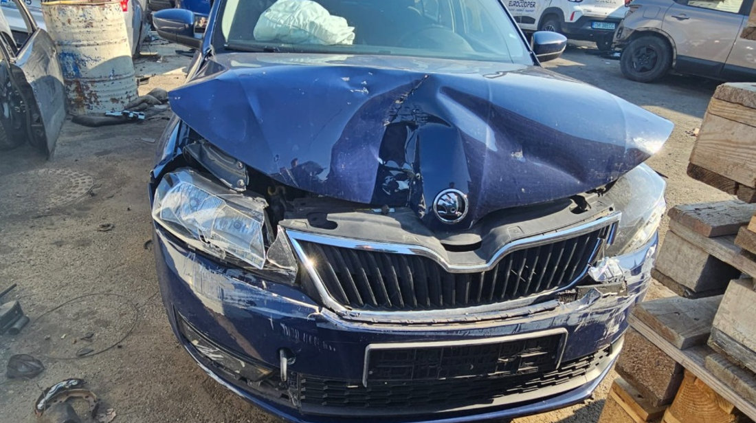 Aripa dreapta spate Skoda Rapid 2017 berlina 1.6 tdi CXMA