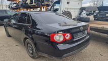 Aripa dreapta spate Volkswagen Jetta 2010 sedan/be...