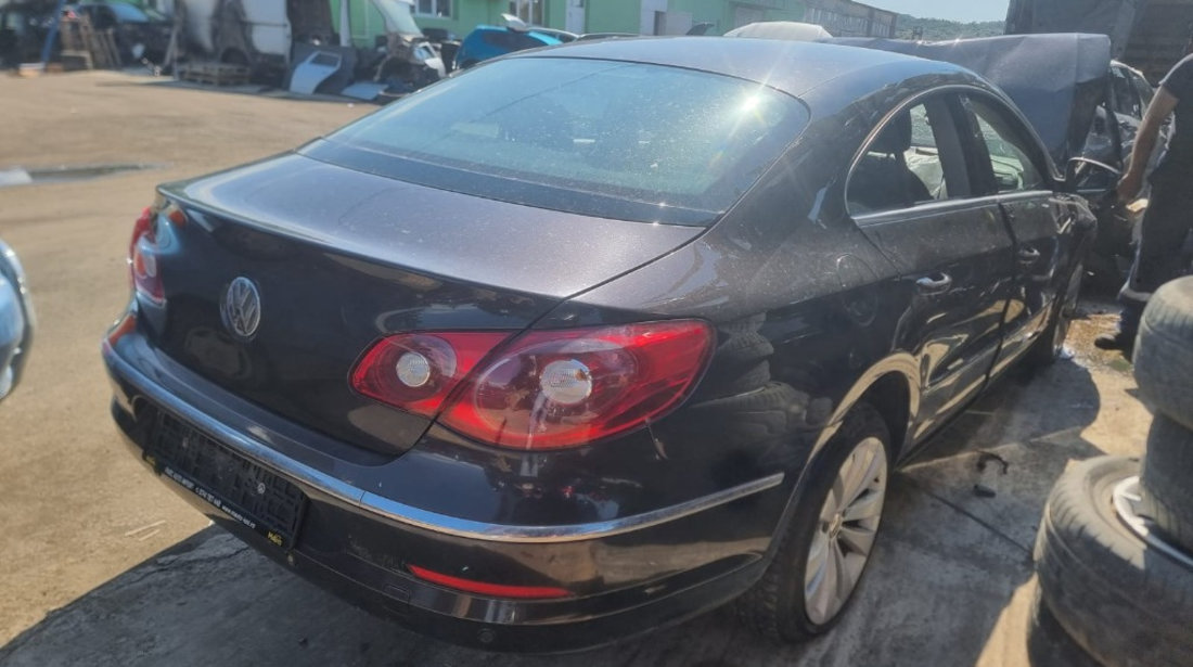 Aripa dreapta spate Volkswagen Passat CC 2009 berlina 2.0 CBA