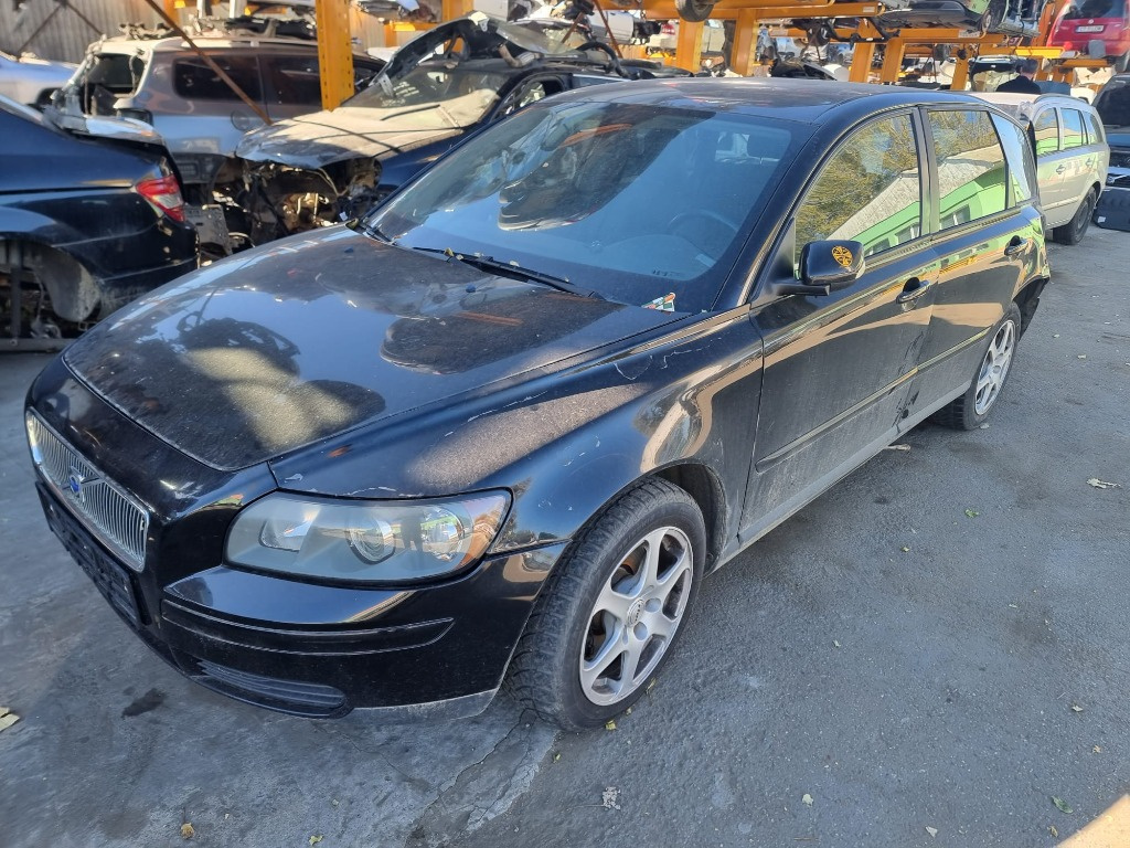 Aripa dreapta spate Volvo V50 2005 break 2.0 d