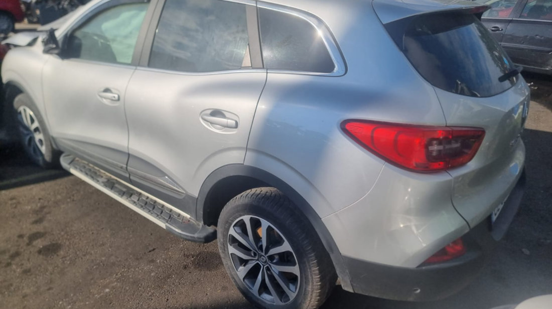 Aripa stânga față Renault Kadjar [2015 - 2018] 1.6 dci R9M414