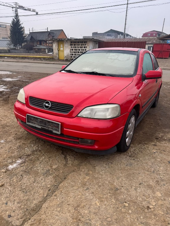 Aripa stânga fata Opel Astra G