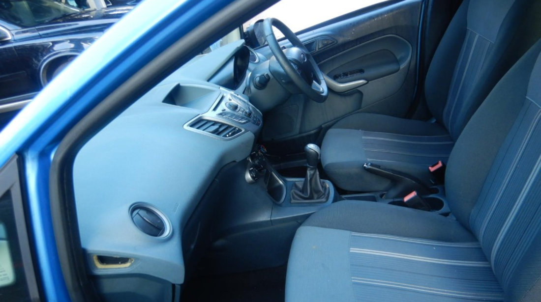 Aripa stanga fata Ford Fiesta 6 2009 Hatchback 1.25L Duratec DOHC EFI(80PS)