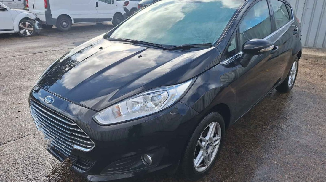 Aripa stanga fata Ford Fiesta 6 2013 HATCHBACK 1.0 ECOBOOST