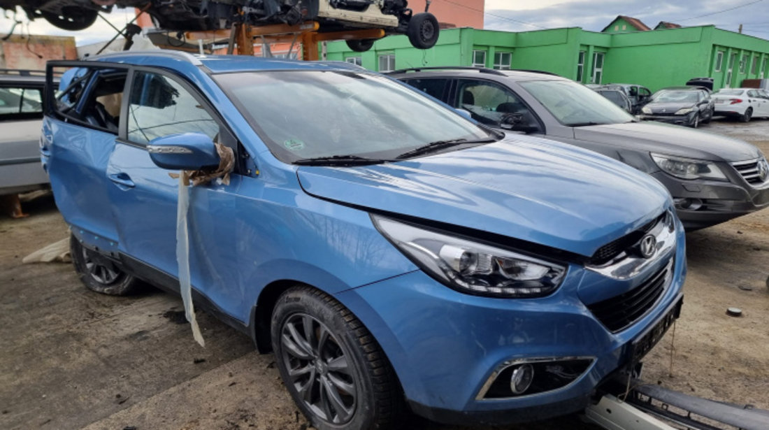 Aripa stanga fata Hyundai ix35 2014 suv 2.0 diesel