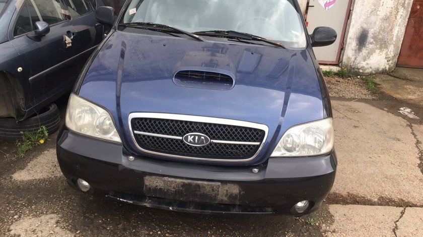 Aripa stanga fata Kia Carnival 2003 MONOVOLUM 2.9 CRDI