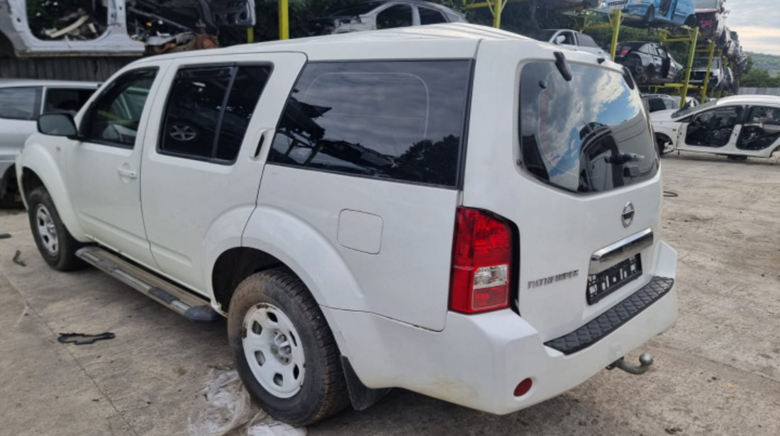 Aripa stanga fata Nissan Pathfinder 2008 SUV 2.5 YD25DDti