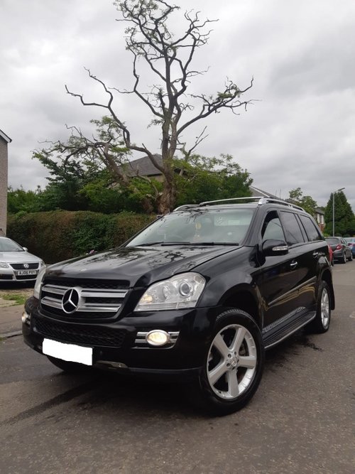 Aripa stanga mercedes GL320 CDI X164