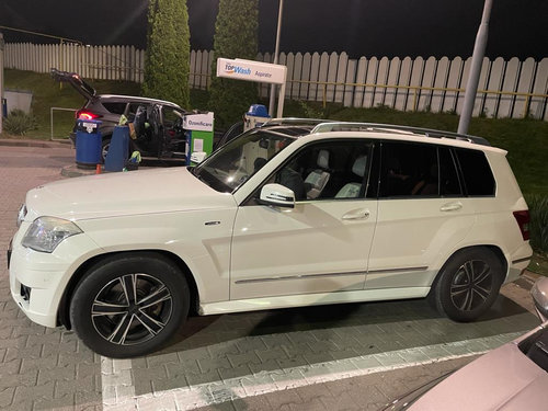 Aripa stanga Mercedes glk 3.2 cdi x204