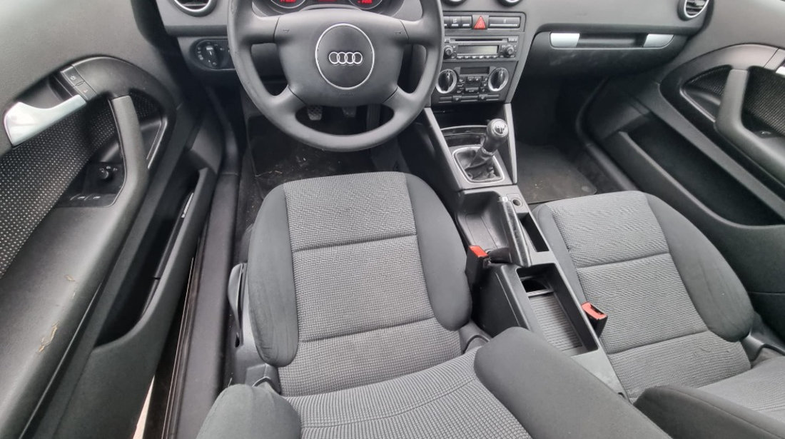 Aripa stanga spate Audi A3 8P 2005 hatchback 2.0 tdi BKD