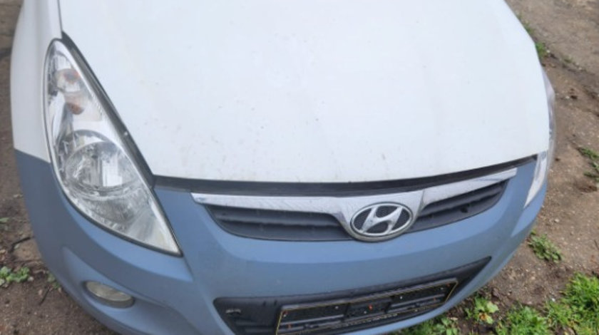 Aripa stanga spate Hyundai i20 2010 Coupe 1.2