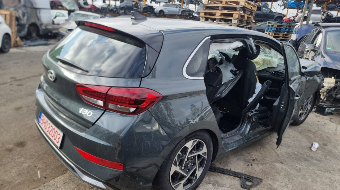 Aripa stanga spate Hyundai i30 2024 hatchback 1.5 benzina G4LC