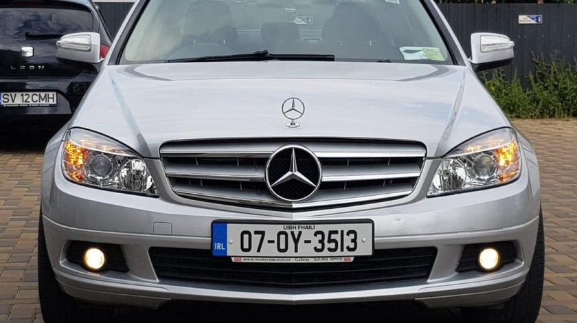 Aripa stanga spate Mercedes C-CLASS W204 2008 Berlina 2.2