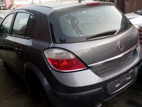 Aripa stanga spate Opel Astra H 2006 Hatchback 1.6 i