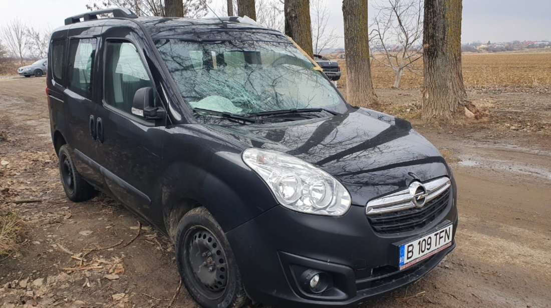 Aripa stanga spate Opel Combo 2018 5 locuri 1.4