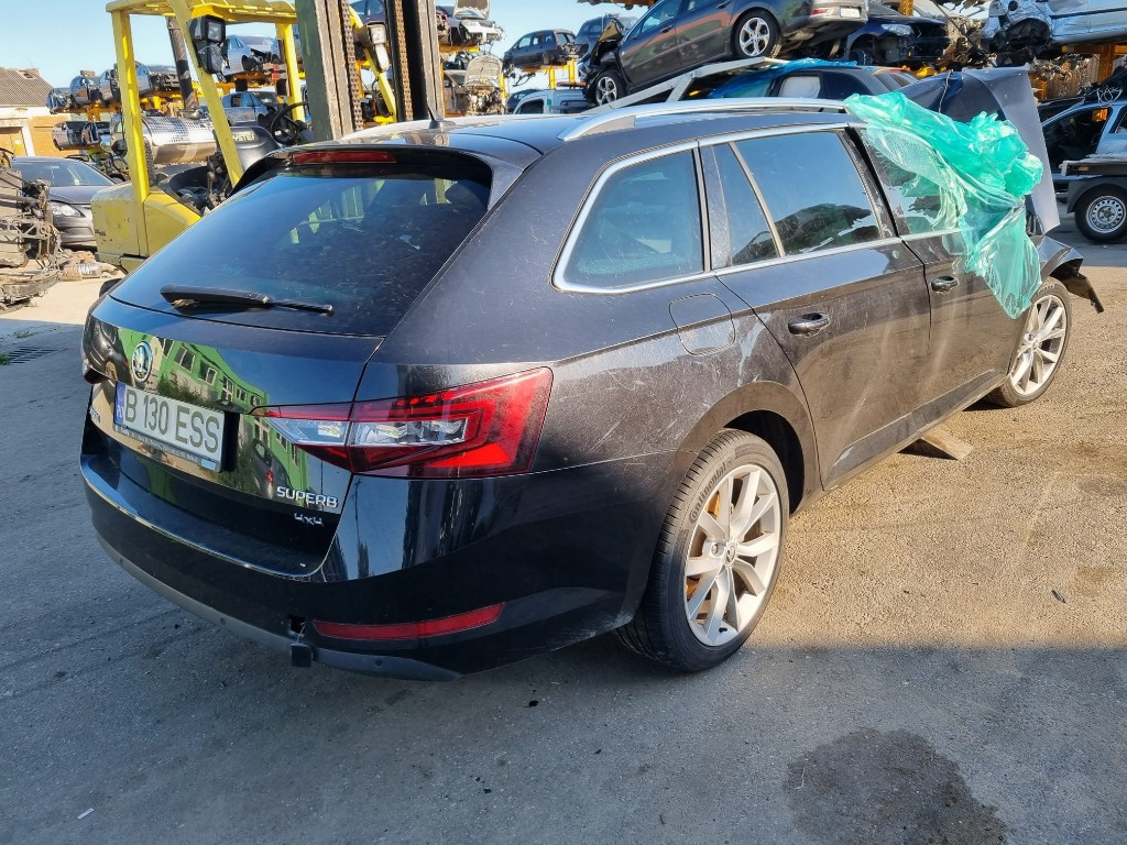 Aripa stanga spate Skoda Superb 3 2019 break 2.0 tdi 4x4