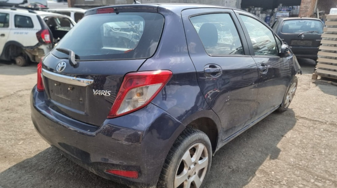 Aripa stanga spate Toyota Yaris 2012 hatchback 1.3 benzina