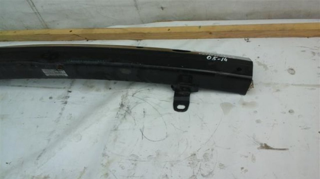 Armatura bara fata Nissan Pathfinder / Navara An 2005 2006 2007 2008 2009 2010 2011 2012 2013 2014 cod E1010-EB3MA