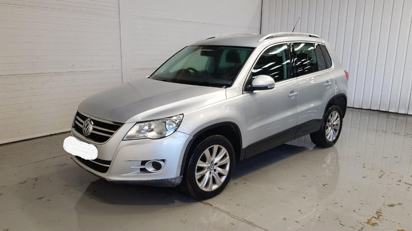 Armatura bara fata Volkswagen Tiguan 2008 SUV 2.0 TDI