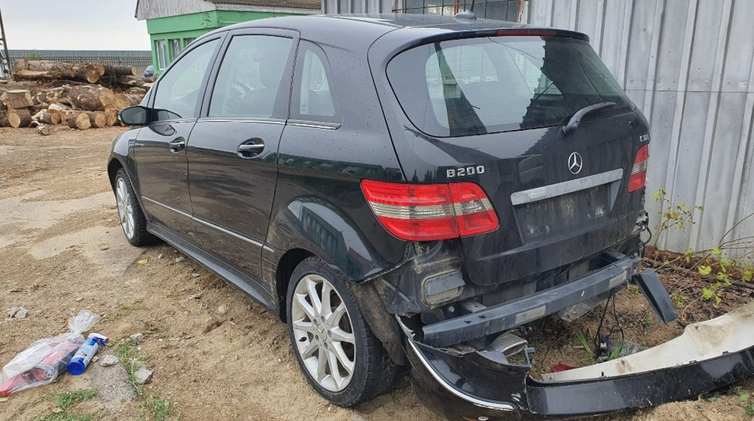 Armatura bara spate Mercedes B-Class W245 2007 automata 2.0 cdi