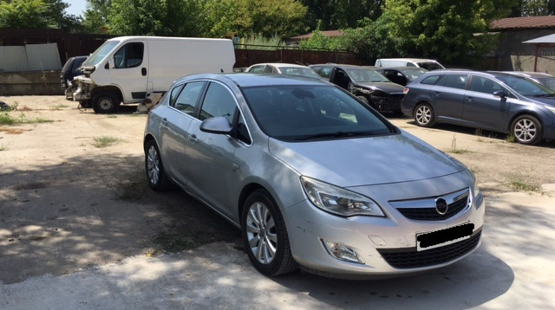 Armatura bara spate Opel Astra J 2011 HATCHBACK 1.7 CDTI