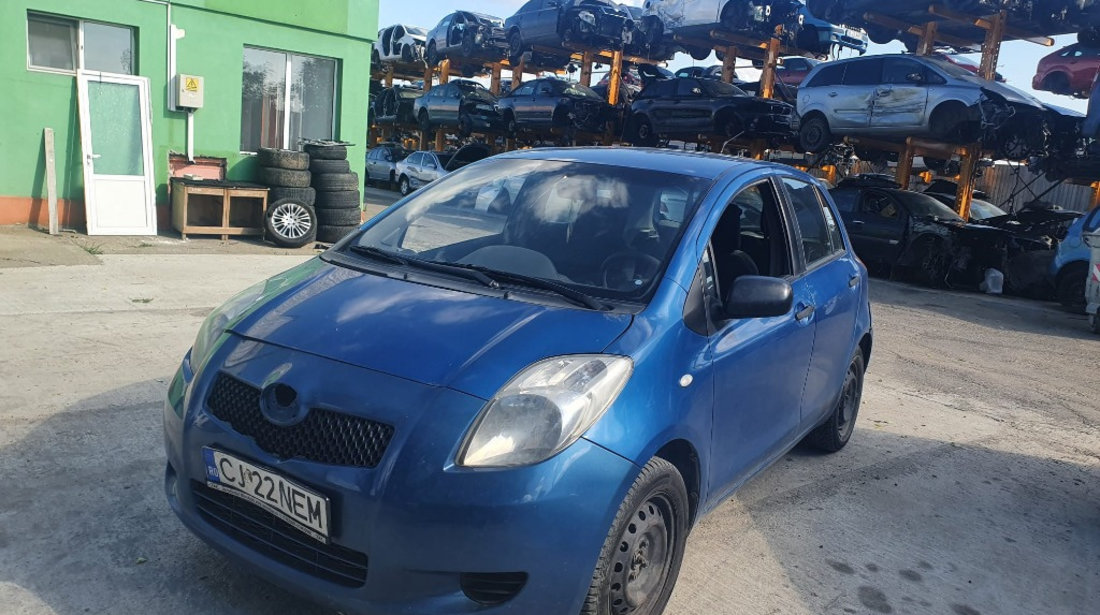 Armatura bara spate Toyota Yaris 2007 hatchback 1.0 benzina