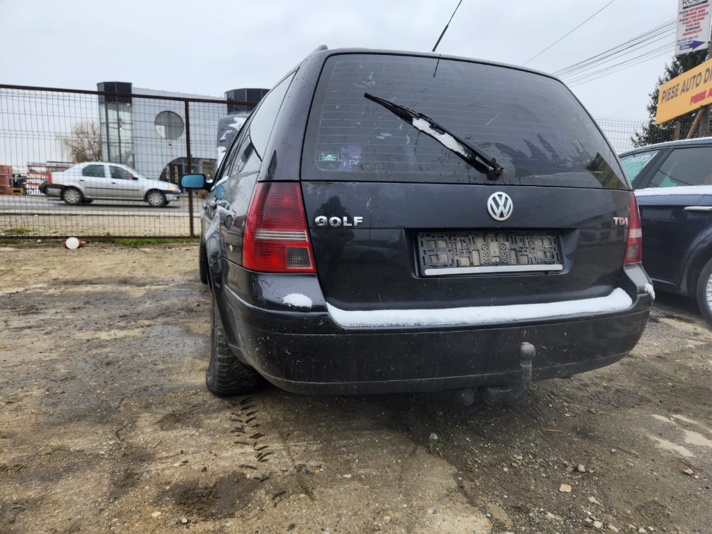 Armatura bara spate Volkswagen Golf 4 combi an 2004 #84148561