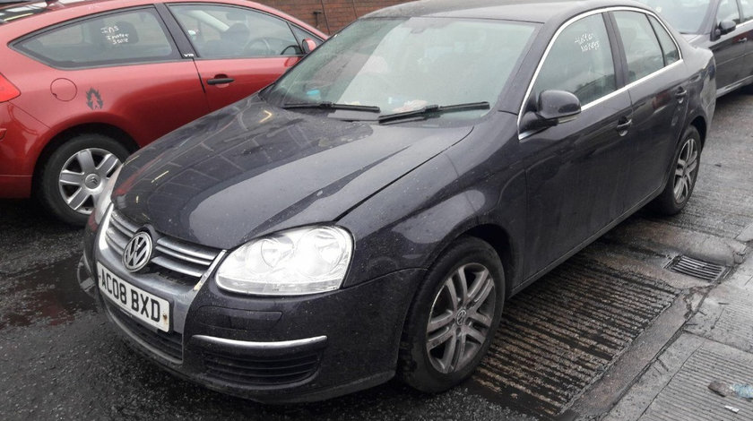 Armatura bara spate Volkswagen Jetta 2008 Sedan 2.0 TDi