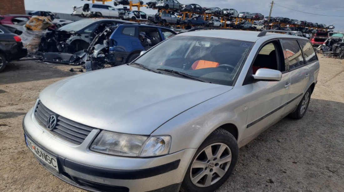 Armatura bara spate Volkswagen Passat B5 2000 combi/break 1.9 tdi