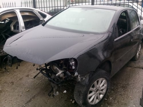 Armatura bara spate VW Golf 5 2005 Hatchback 1.6 Fsi