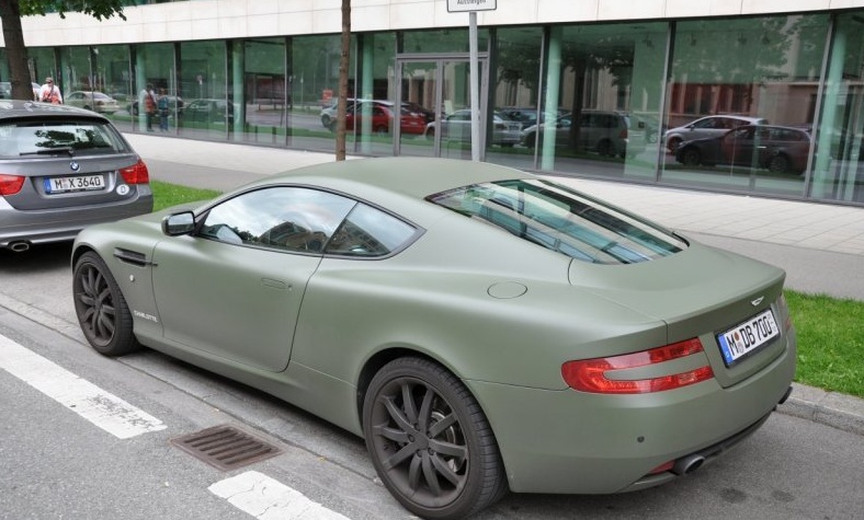 Poze Masini Tunate - Aston Martin DB9 verde mat !!! - 16059