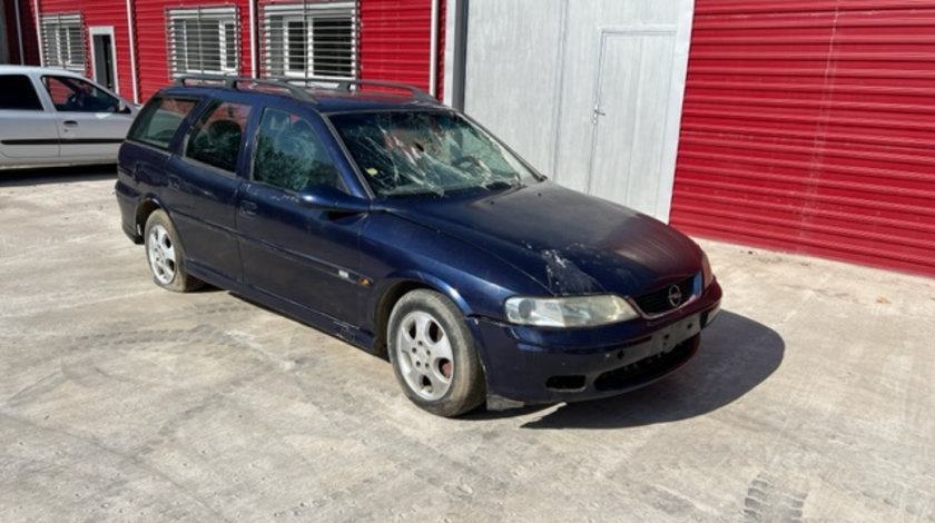 Bancheta spate Opel Vectra B 2000 berlina 2.0 dti