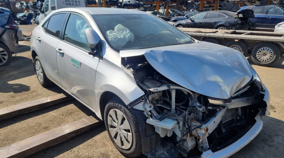 Bancheta spate Toyota Corolla 2014 Berlina 1.3 benzina