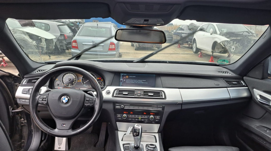 Bara fata BMW F01 2011 Sedan 740XD