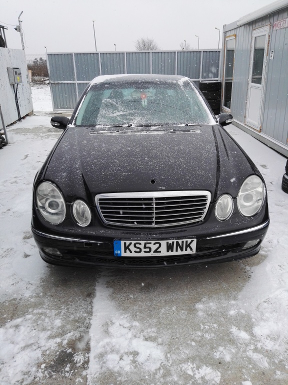 Bara fata Mercedes E-CLASS W211 2004 BERLINA E270 CDI