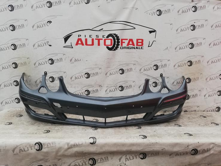 Bara fata Mercedes E-Class W211 Avantgarde Facelift an 2007-2008-2009 Gauri pentru 6 senzori si spalatoare faruri YBM864HEGW