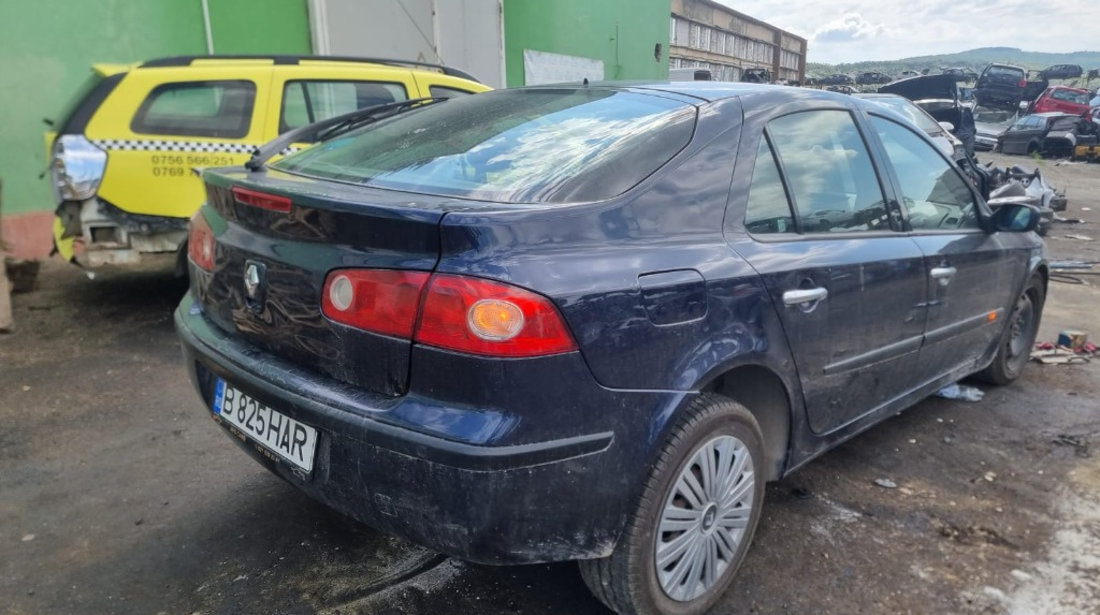 Bara fata Renault Laguna 2 2007 bERLINA 2.0 dci M9R740