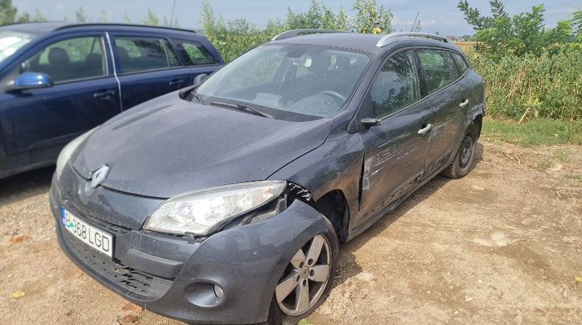 Bara fata Renault Megane 3 2010 break 1.5 dci K9K837