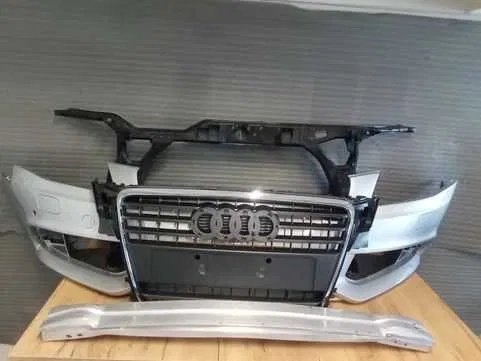 Bara&Grila Radiator&Trager&Armatura Fata Audi A4/B8 An 2007 2008 2009 2010 2011 (LY7W)