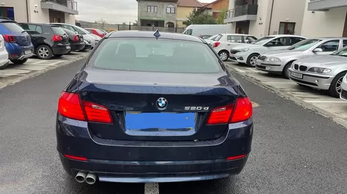 Bara spate BMW 520 d F10 2011