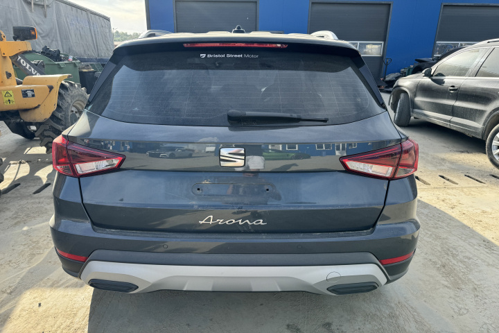 Bara spate completa Facelift ( 2020-2024 ) Style Seat Arona