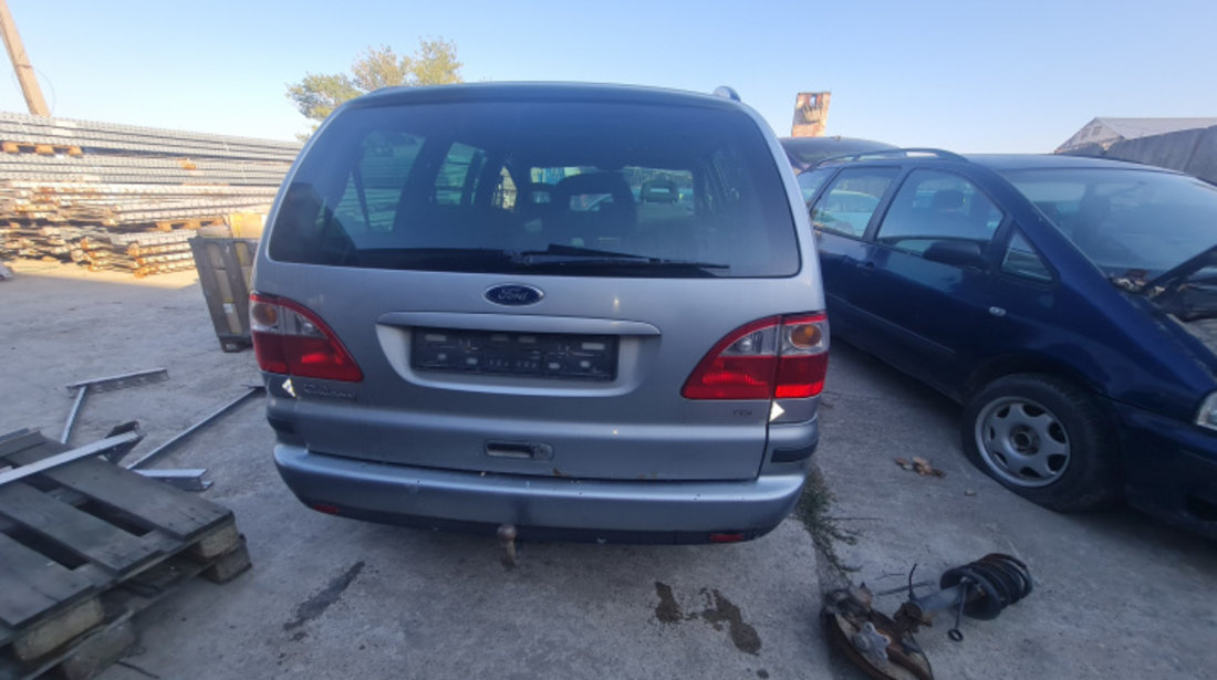 Bara spate Ford Galaxy [facelift] [2000 - 2006] Minivan 1.9 TDi MT (115 hp)