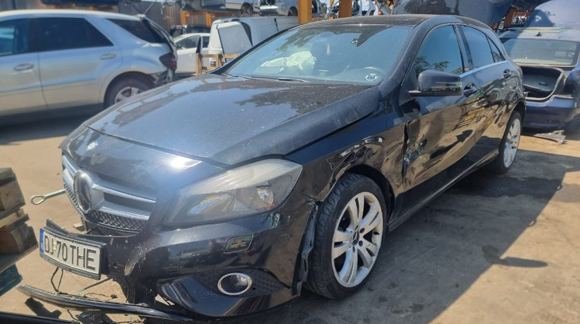 Bara spate Mercedes A-Class W176 2013 hatchback 1.8 cdi 651.901