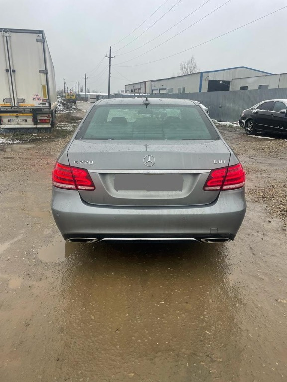 Bara spate Mercedes e220 cdi w212 facelift