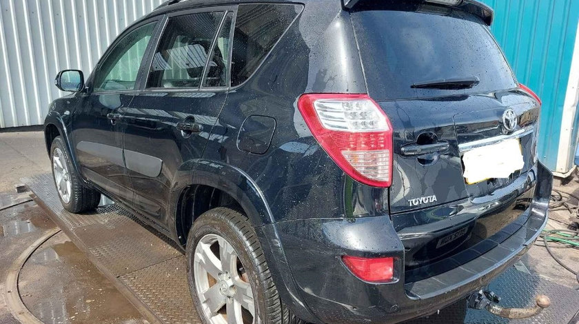 Bara spate Toyota RAV 4 2010 SUV 2.2 2ADFHV 150Hp