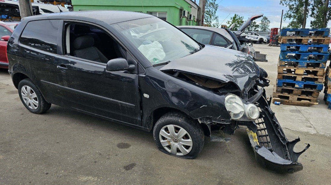 Bara spate Volkswagen Polo 9N 2003 hatchback 1.2 AZQ