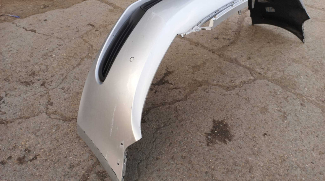 Bara Spoiler Fata cu Locas Senzori Parcare Volkswagen Golf 6 Hatchback 2008 - 2014 Culoare LA7W Cod 5K0807221 [L1854]